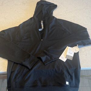 Vuori Men's Black Zip Up Sweater